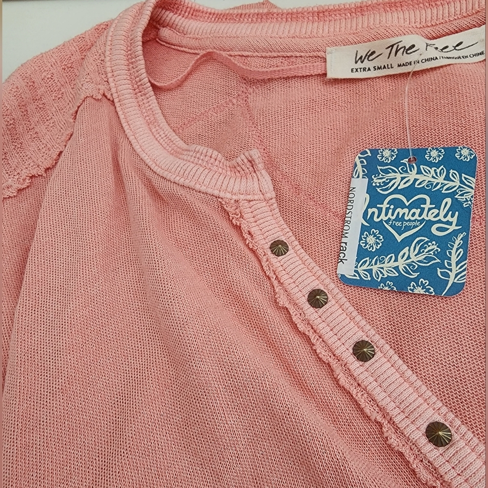 Free People 100% Cotton Studded Henley V Neck Top,Peach/Pink color, XS, NWT - Picture 5 of 13